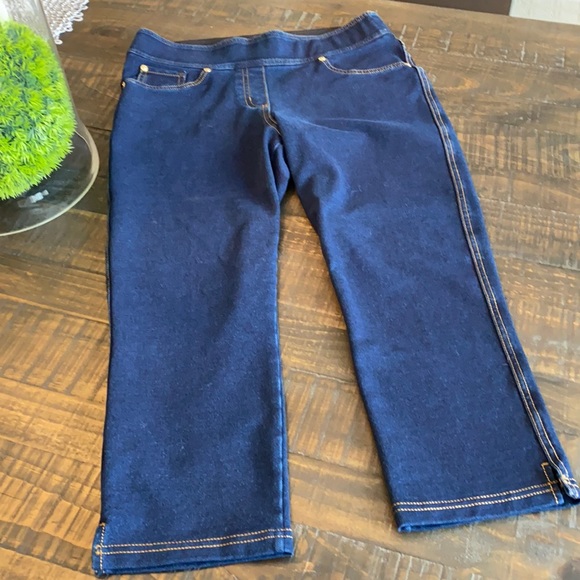 Nygard Denim - 🔥Never worn! Closet Clear Out! Nygard Jean Capri